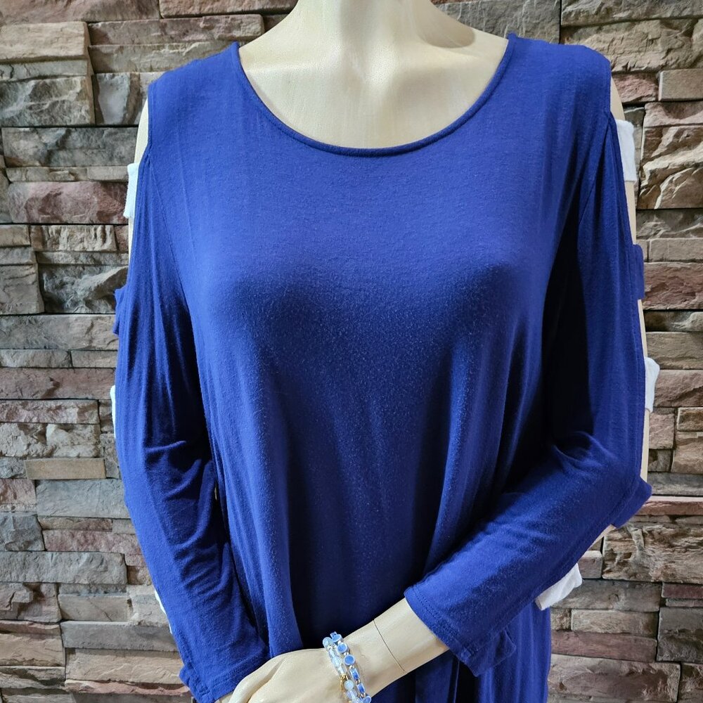 Long sleeve cut out sleeves top